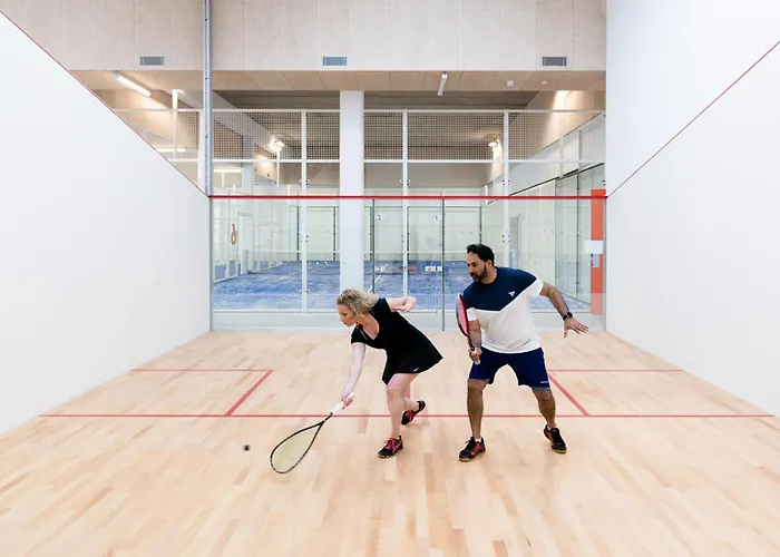 Ucpa Sport Station ParisHostel